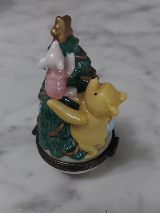 Disney Other - Disney By Midwest Of Cannon Pooh And Piglet Dressing The Tree